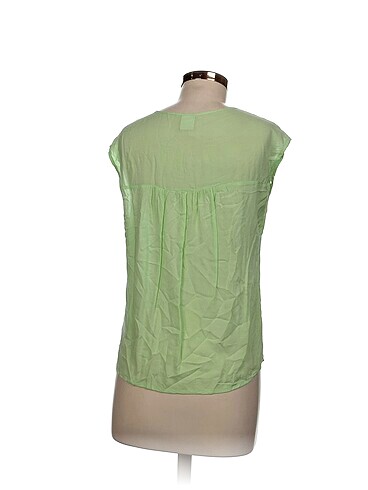 m Beden Vero Moda Bluz %70 İndirimli.