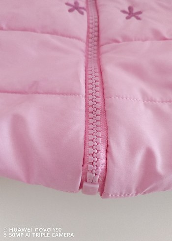 Kız Çocuk Pembe Nakışlı Kapüşonlu Yelek - Görsel 4