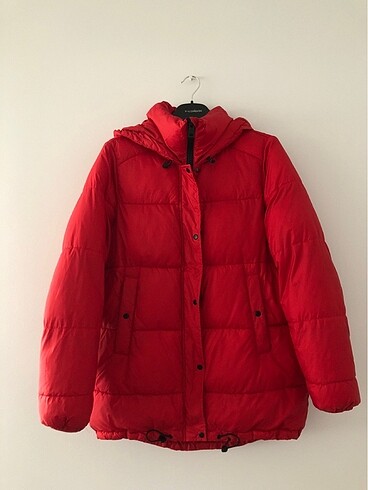 zara mont