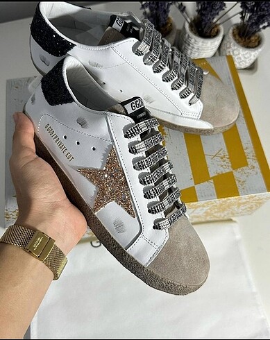 Golden goose