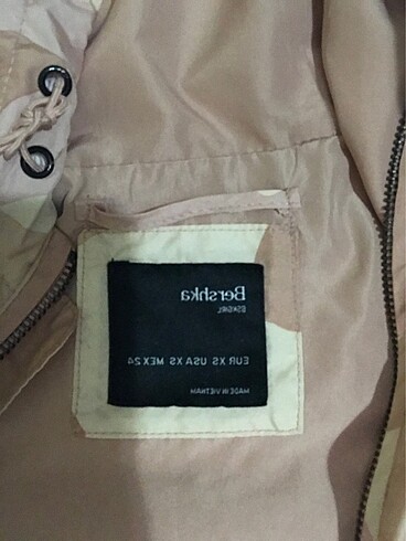 Bershka Bershka yağmurluk