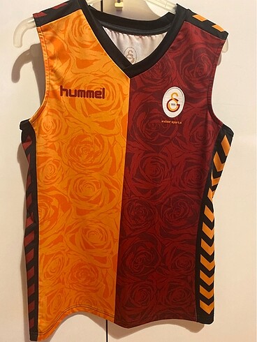 Hummel m beden voleybol forması