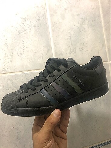 Adidas Orginal superstar