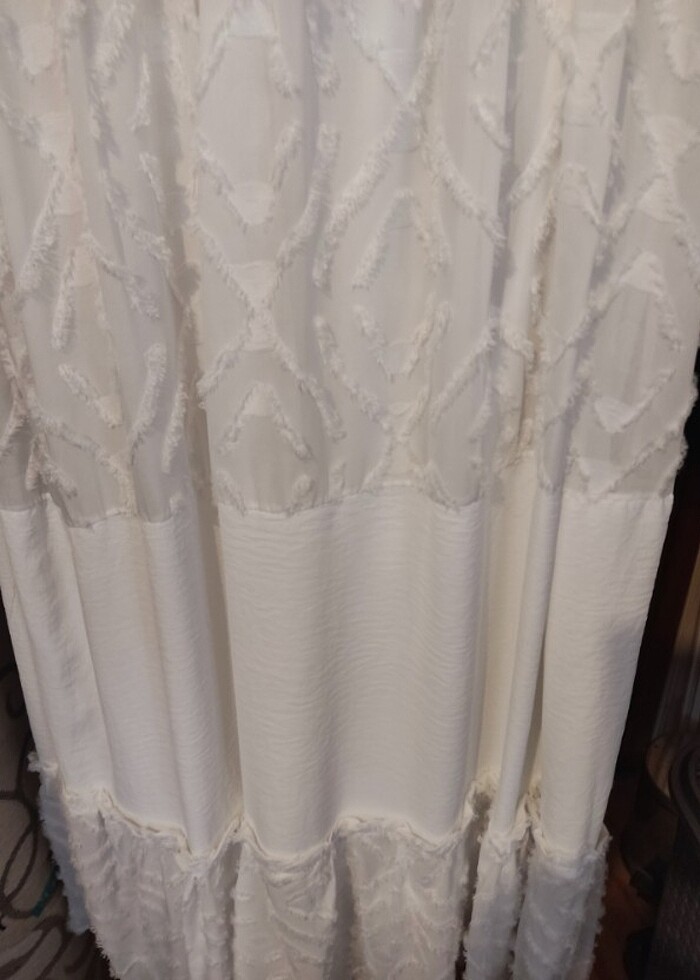 Beyaz Elbise - Görsel 4