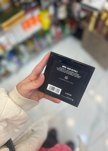 NYX Ultimate Göz Farı Paleti - Bej Tonları - Görsel 2