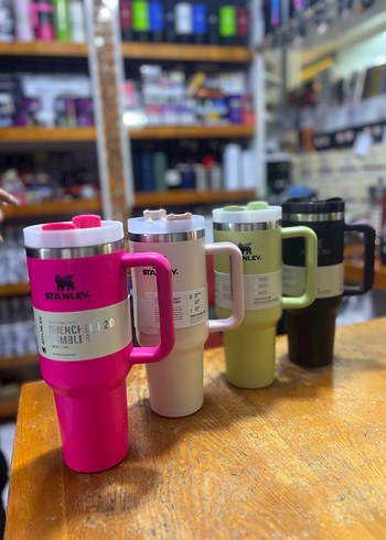 Orjinal stanley kulplu Pipetli termos - Görsel 4