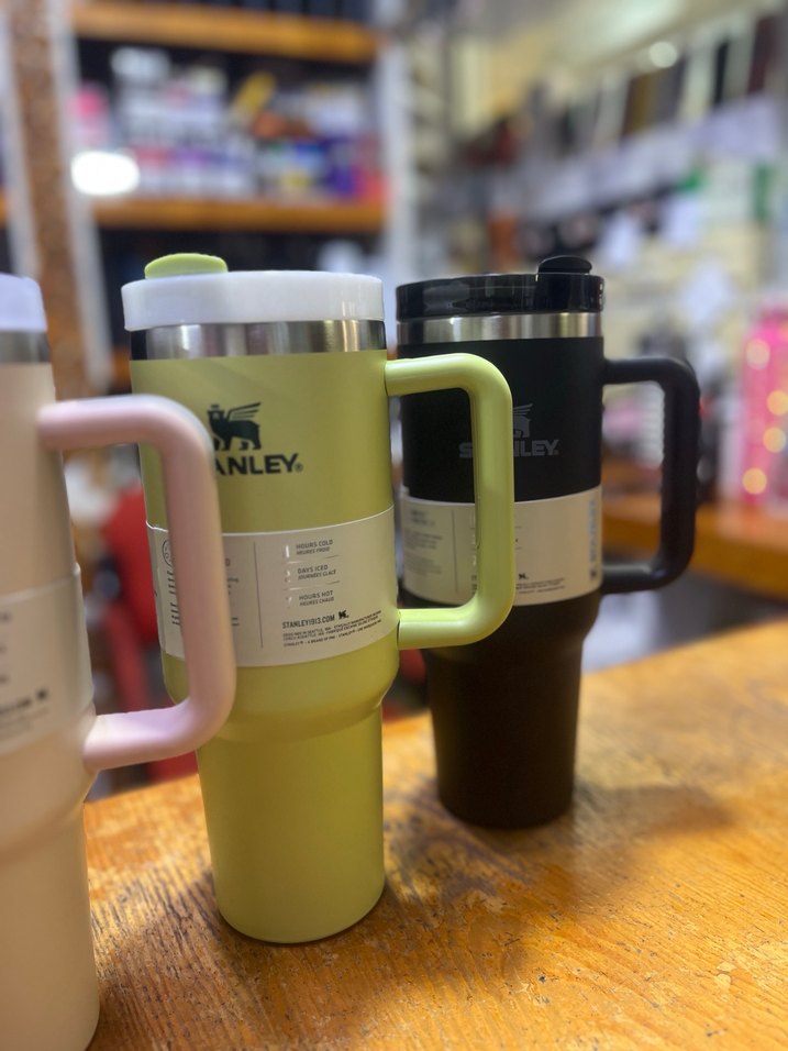 Orjinal stanley kulplu Pipetli termos - Görsel 3