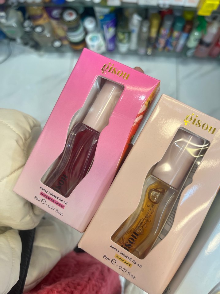 gisou Honey InfusedGoldenShimmer Glow Lip Oil Işıltılı Dudakyağı - Görsel 2