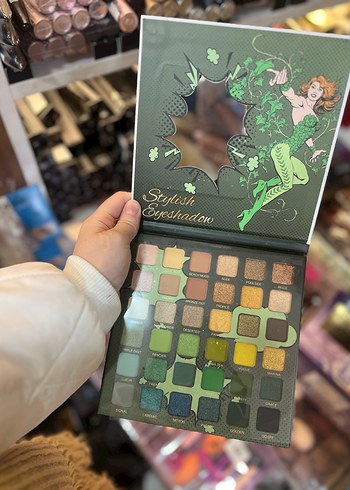 Revolution serisi ithal far paleti - Görsel 2