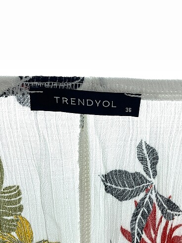 36 Beden çeşitli Renk Trendyol & Milla Kısa Elbise %70 İndirimli.