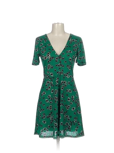 Zara Günlük Elbise %70 İndirimli.
