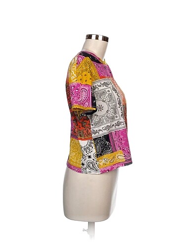 Zara Zara T-shirt %70 İndirimli.