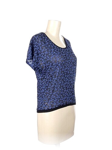 Mango Mango T-shirt %70 İndirimli.