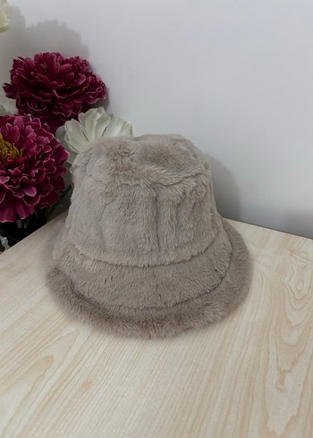 Bej renk pelüş Kadın Şapka - Görsel 2