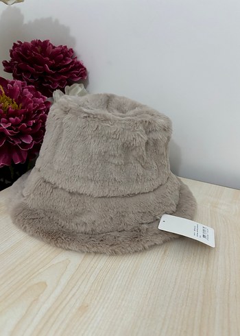 Bej renk pelüş Kadın Şapka - Görsel 3