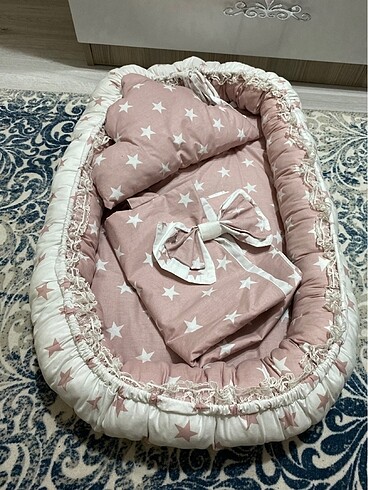 Ana kucağı bebek yatağı