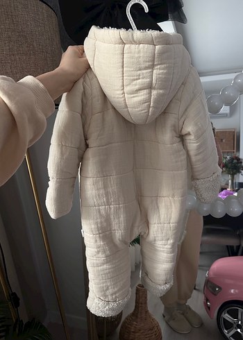 Kız Bebek Beyaz Kürklü Tulum - Görsel 6