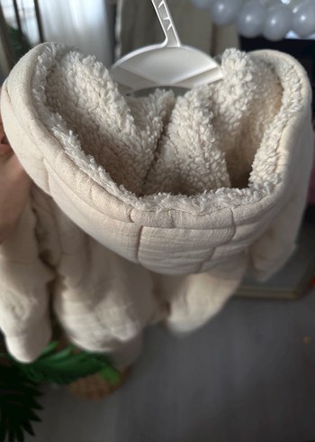 Kız Bebek Beyaz Kürklü Tulum - Görsel 7