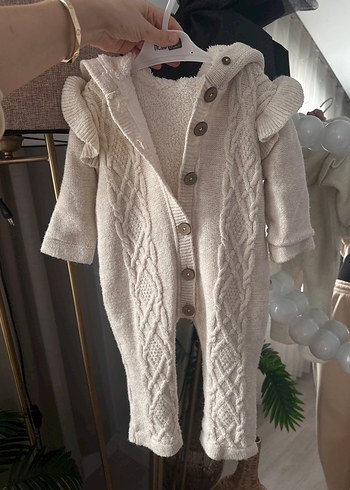 Bej Örgü Kız Bebek Tulum - Görsel 6