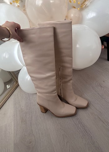 Pelinin Ayakkabıları 37