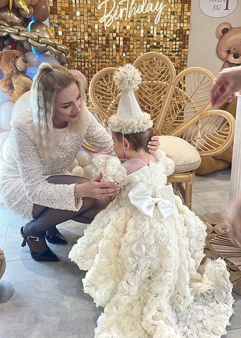 Krem Fırfırlı Gotik Kız Çocuk Elbisesi - Görsel 3