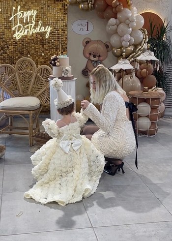 Krem Fırfırlı Gotik Kız Çocuk Elbisesi - Görsel 4