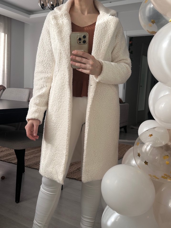 Beyaz Buklet Kadın Kaban - Görsel 4