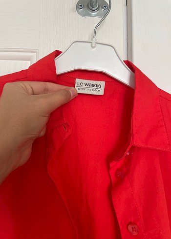 Kırmızı Düğmeli  Gömlek - Görsel 3