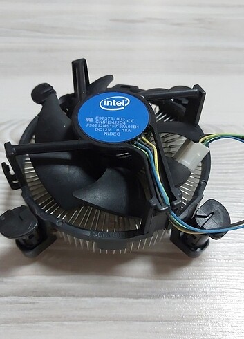 Intel soğutucu fan E97379-003 90mm CPU Soğutucu