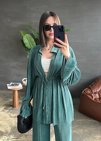 l Beden Yeşil piliseli kimono takım