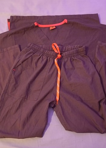 çizgi marka koyu füme hemşire forması - Görsel 4