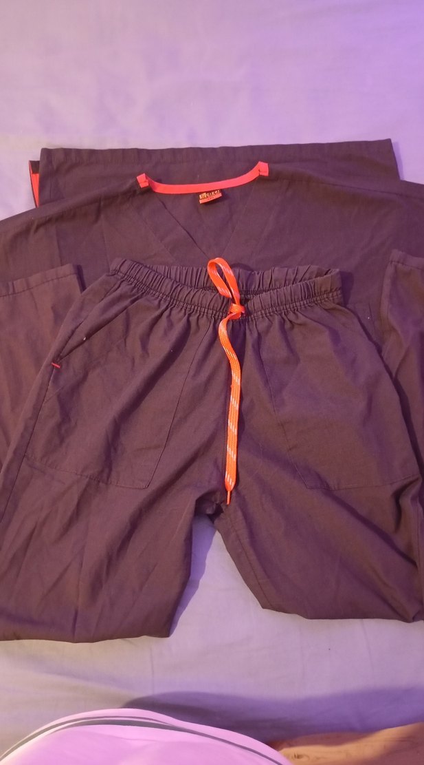 çizgi marka koyu füme hemşire forması - Görsel 4