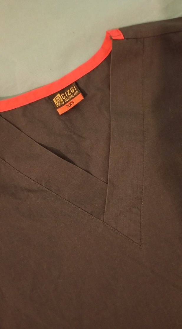 çizgi marka koyu füme hemşire forması - Görsel 2