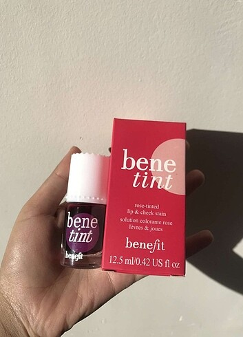 Benefit Benefit tint allık