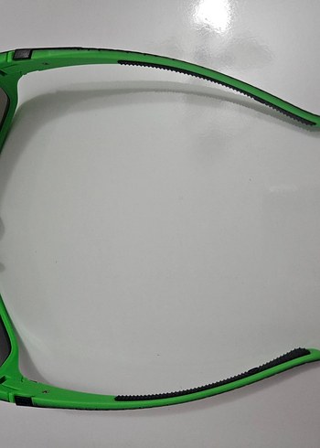 Yeşil Aynalı Güneş Gözlüğü - Görsel 4