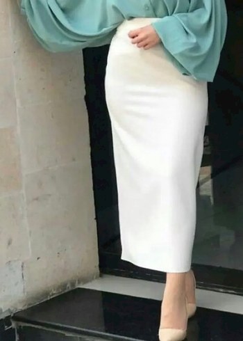 Beyaz Midi Kalem Etek