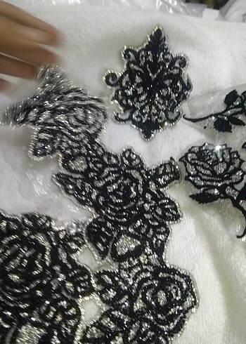 Siyah İşlemeli Boncuklu aplike büyük boyutlu - Görsel 2