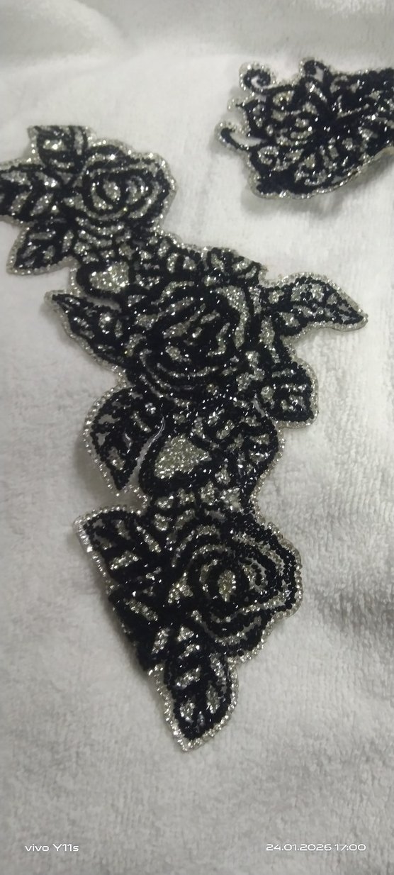 Siyah İşlemeli Boncuklu aplike büyük boyutlu - Görsel 3