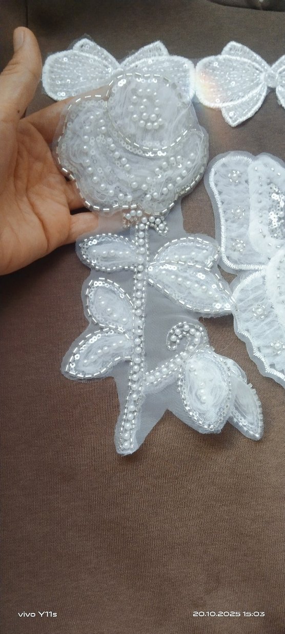 ütüle yapışan taşli aplikler - Görsel 3