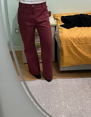 Bordo jean