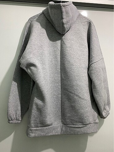 m Beden Gri sweatshirt