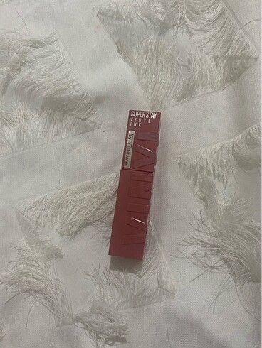 Maybelline ruj 100 numara