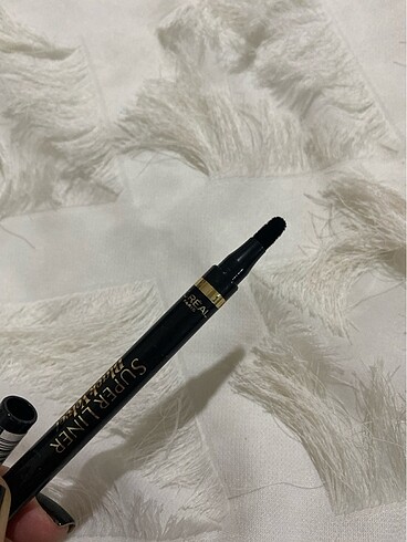 L'Oréal Paris Loreal eyeliner