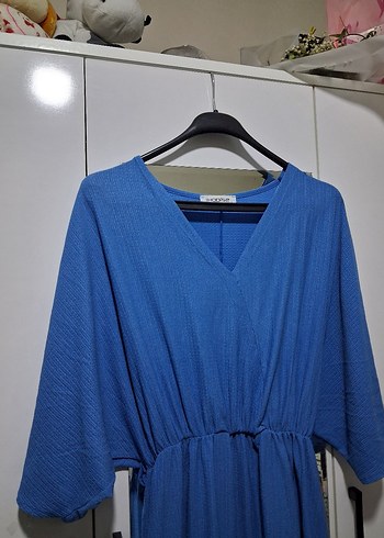 Mavi Uzun V Yaka Keten Elbise - Görsel 2