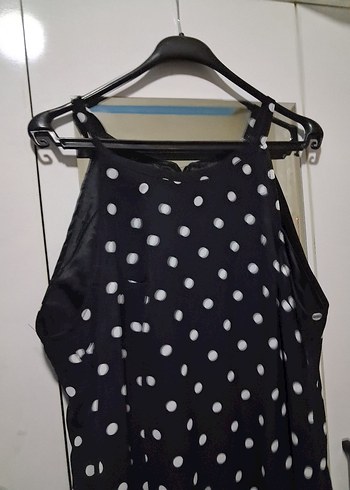 Uzun Siyah Puantiyeli Askılı Elbise - Görsel 2