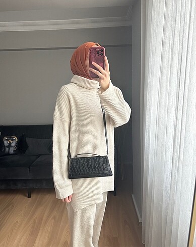 Siyah Çanta