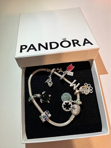 Pandora Bavul charm