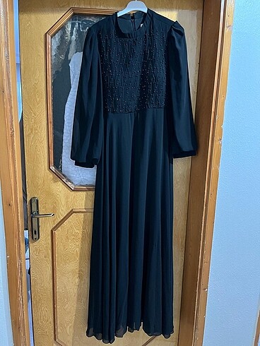 1 defa giyildi