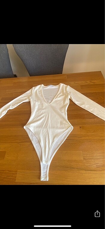 ZARA V YAKA BODY