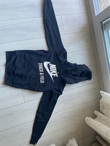 Nike spor